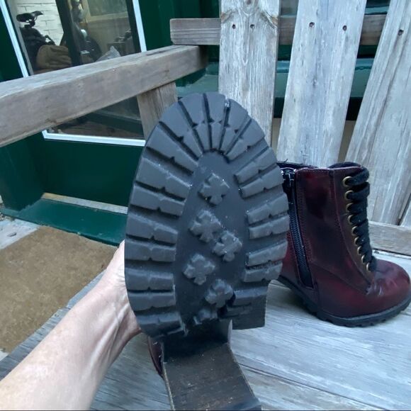 Steve Madden Burgundy Andie Lace-Up Booties size 6 - Picture 12 of 16